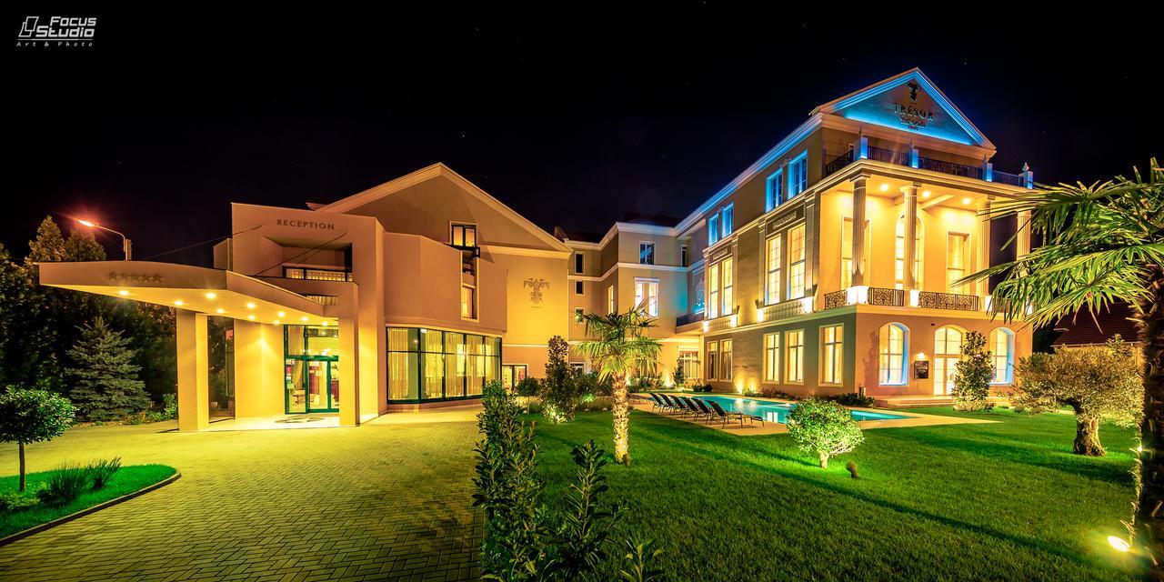 Hotel Tresor Le Palais Timișoara Zewnętrze zdjęcie